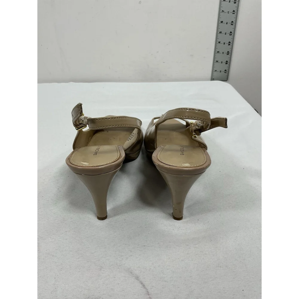Womans Excellent Condition Bandolino Melt Slingback Platform Pumps 10 M Nude
